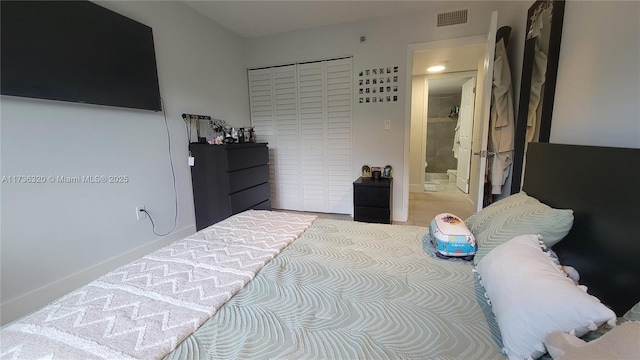 bedroom featuring a closet