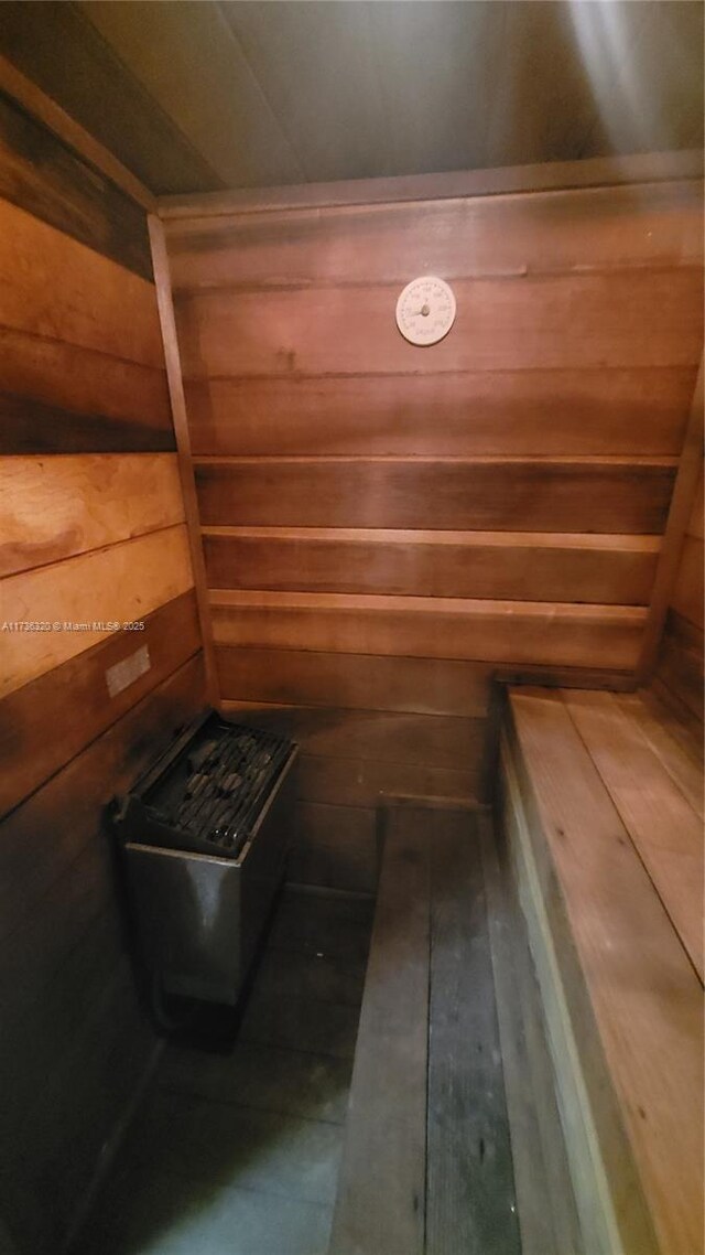 view of sauna / steam room