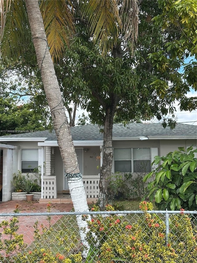 view of front of home