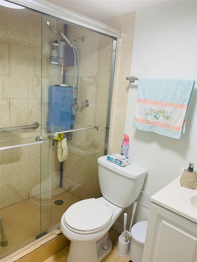 1333 E Hallandale Beach Blvd Unit 131, Hallandale Beach, FL 33009 - bathroom featuring vanity
