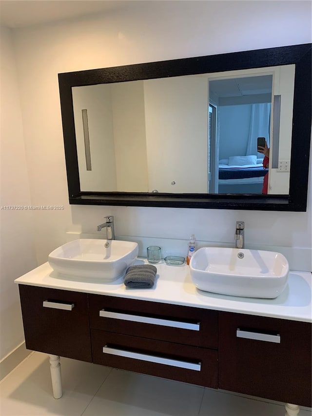 bathroom with vanity