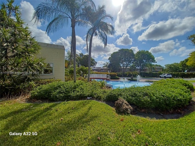 3437 NW 44th St Unit 102, Oakland Park, FL 33309 - view of yard
