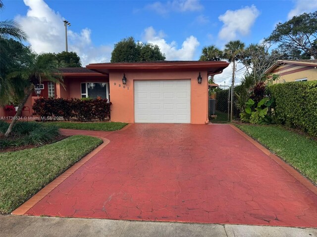 view of front facade with a garage