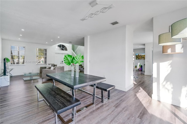 dining room with light hardwood / wood-style floors