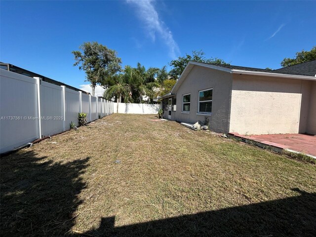 7403 Foxbloom Dr, New Port Richey, FL 34668 - view of yard