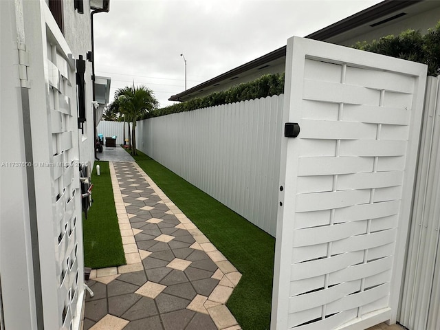 10290 SW 7th Ter, Sweetwater, FL 33174 - view of yard