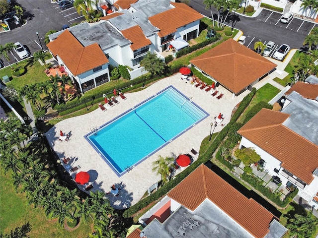 bird's eye view with a residential view