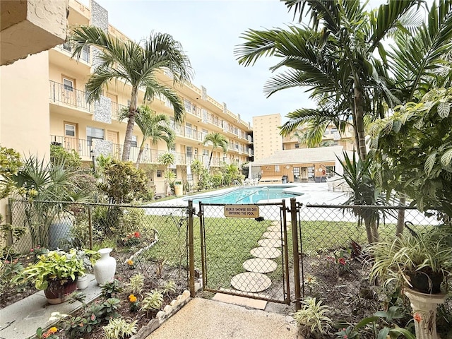 view of swimming pool featuring a patio