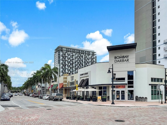 4745 NW 84th Ct Unit 15, Doral, FL 33166 - view of building exterior