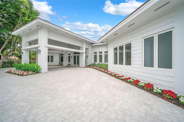 view of yard with a patio and an outdoor structure