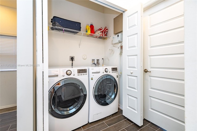 laundry room featuring independent washer and dryer