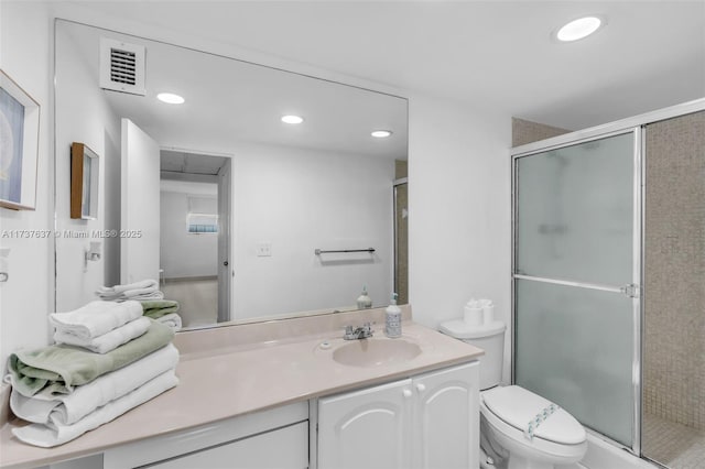 full bathroom with visible vents, toilet, recessed lighting, and a stall shower