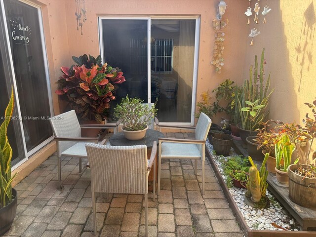 11224 SW 231st Ln, Miami, FL 33170 - view of patio