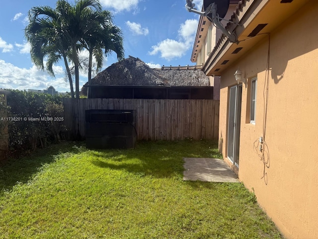 view of yard featuring fence