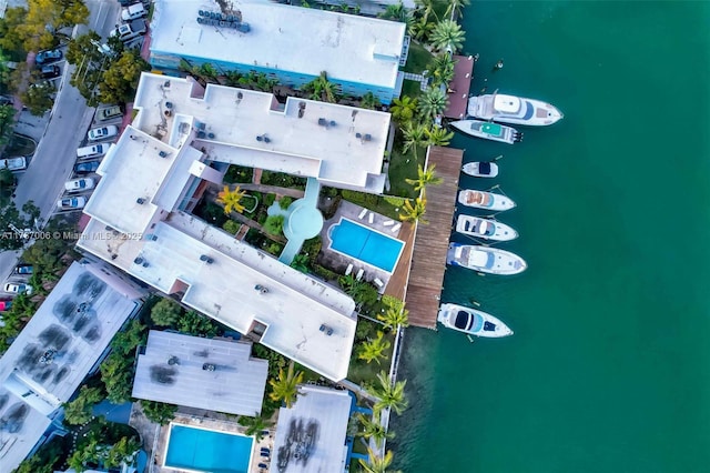 bird's eye view with a water view