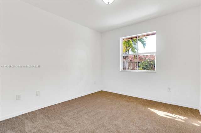 view of carpeted spare room