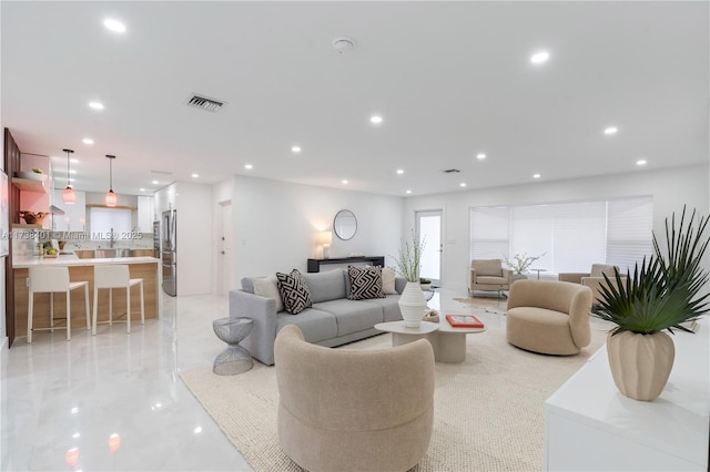 2964 NE 36th St, Lighthouse Point, FL 33064 - living area with recessed lighting
