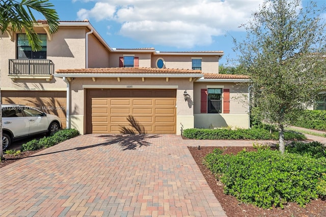 view of mediterranean / spanish-style house