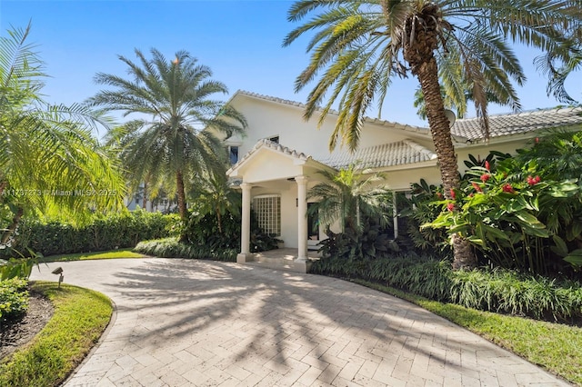 view of mediterranean / spanish-style house