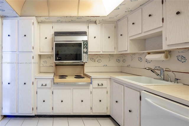 kitchen with appliances with stainless steel finishes and sink