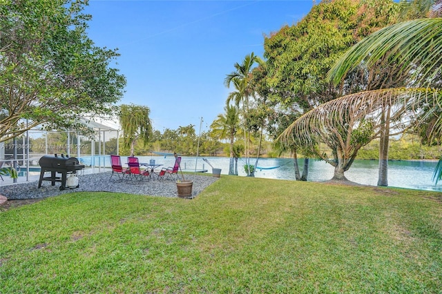 view of yard with a water view