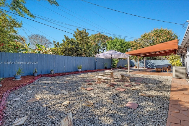 view of yard with a patio area