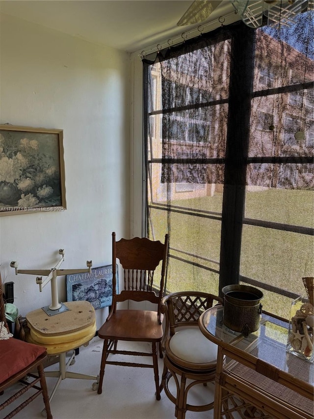 view of sunroom / solarium