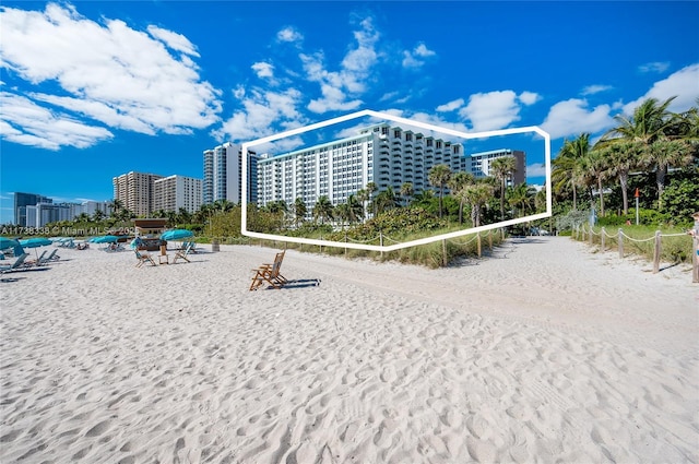 view of property's community featuring a water view