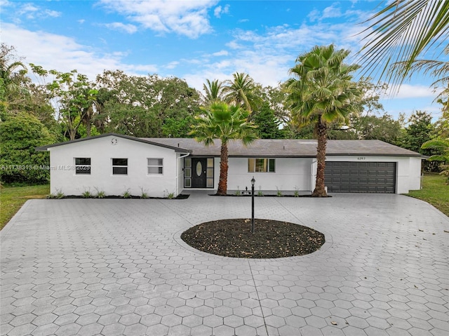 view of front of house featuring a garage