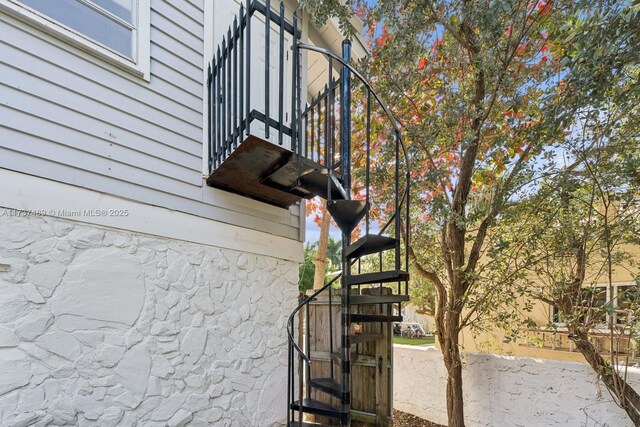 951 Buchanan St, Hollywood, FL 33019 - photo 41