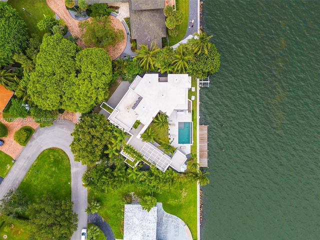 bird's eye view with a water view