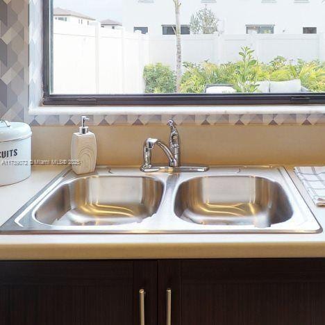 room details featuring sink