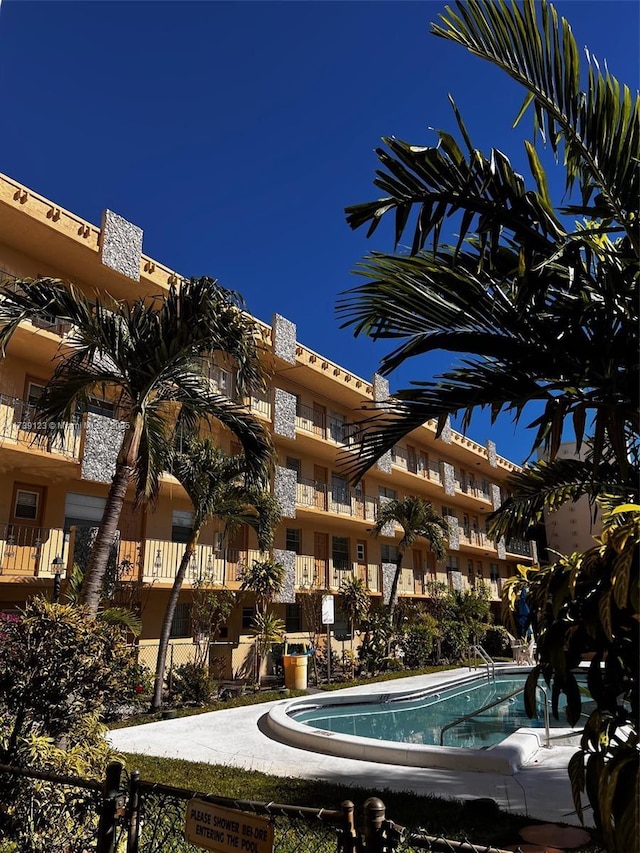 2145 Pierce St Unit 105, Hollywood, FL 33020 - view of swimming pool