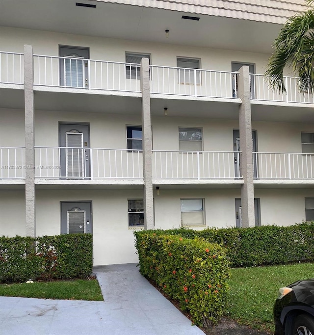 8460 Sunrise Lakes Blvd Unit 208, Sunrise, FL 33322 - photo 2