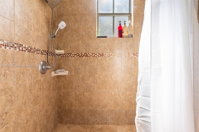 bathroom with curtained shower