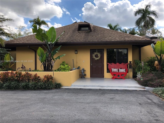 view of front of home