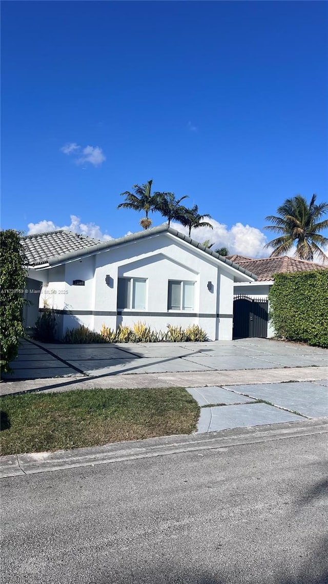 view of front of home