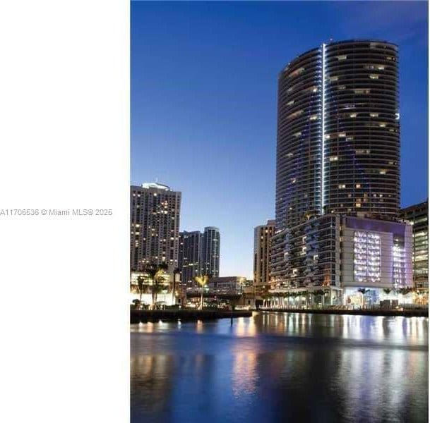 200 Biscayne Boulevard Way Unit 4904, Miami, FL 33131 - water view with nearby urban area
