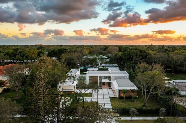 view of aerial view at dusk