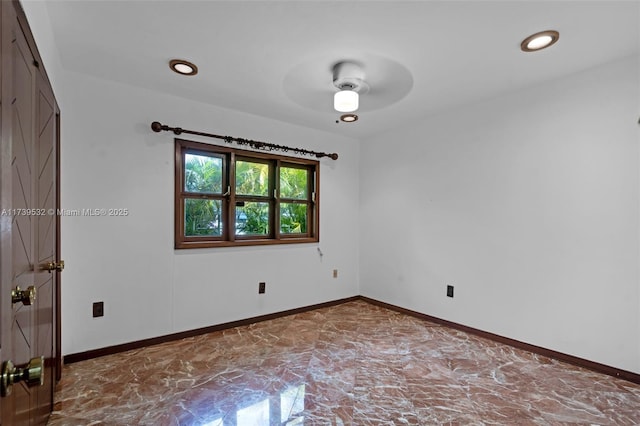 empty room with ceiling fan