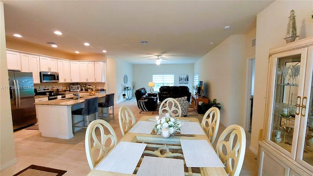 dining area featuring visible vents, a ceiling fan, and recessed lighting