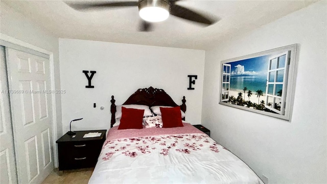 bedroom featuring ceiling fan