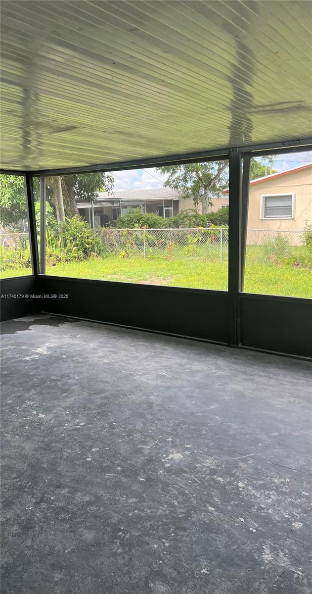 view of unfurnished sunroom