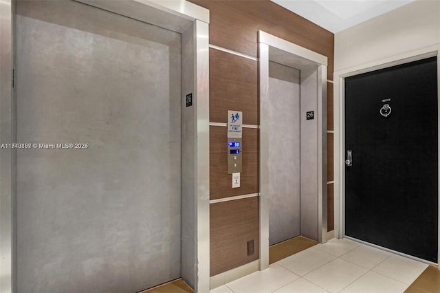 entrance to property with elevator