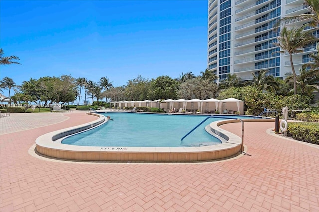 3001 S Ocean Dr Unit 647, Hollywood, FL 33019 - view of community pool