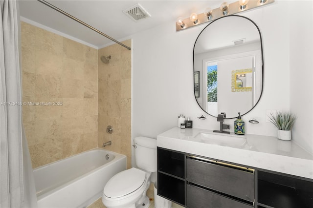 full bathroom featuring shower / tub combo with curtain, vanity, and toilet