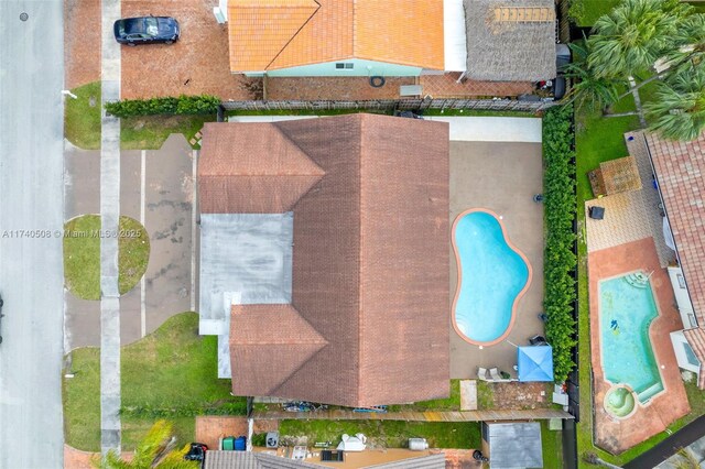 birds eye view of property