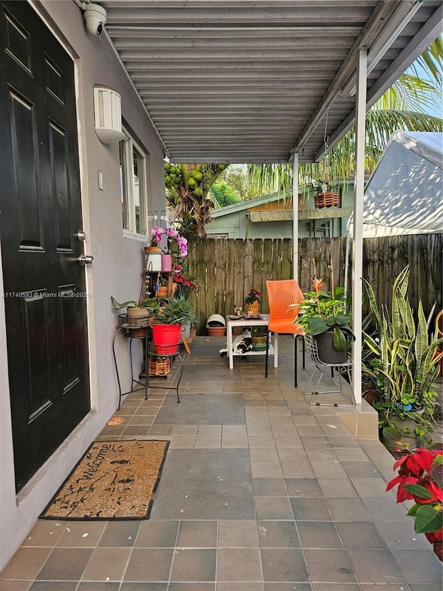 1260 NW 4th St, Miami, FL 33125 - view of patio