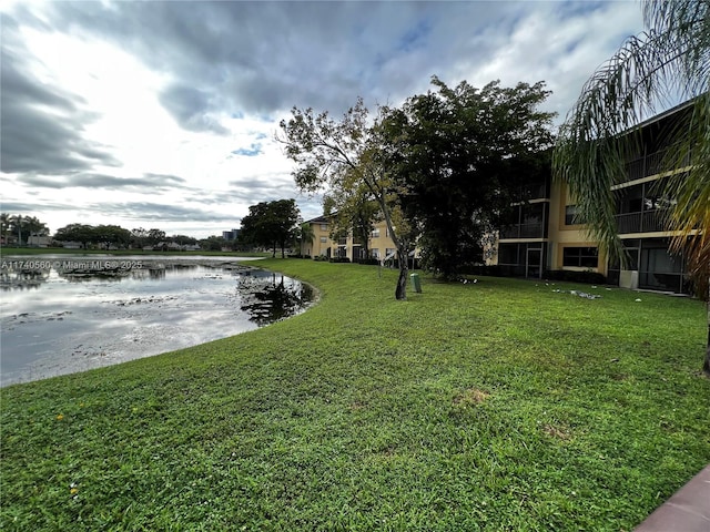 view of yard with a water view