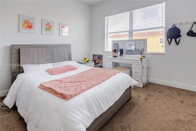 view of carpeted bedroom